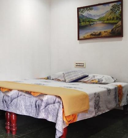 Floral Homestay Thekkady Eksteriør billede