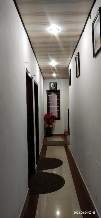 Floral Homestay Thekkady Eksteriør billede