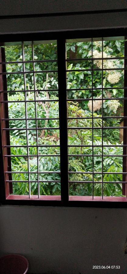 Floral Homestay Thekkady Eksteriør billede